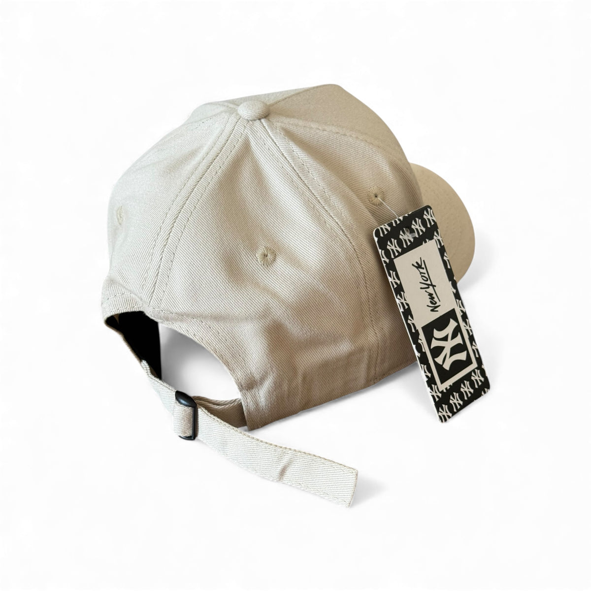 Boné New Era Rasgado Bege e Preto