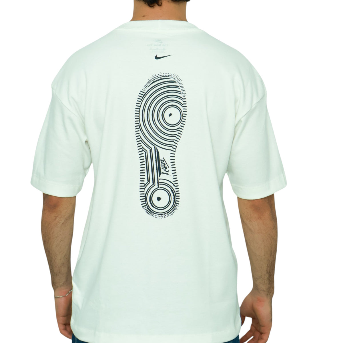 Camiseta Oversized Nike Premium Tenis Off