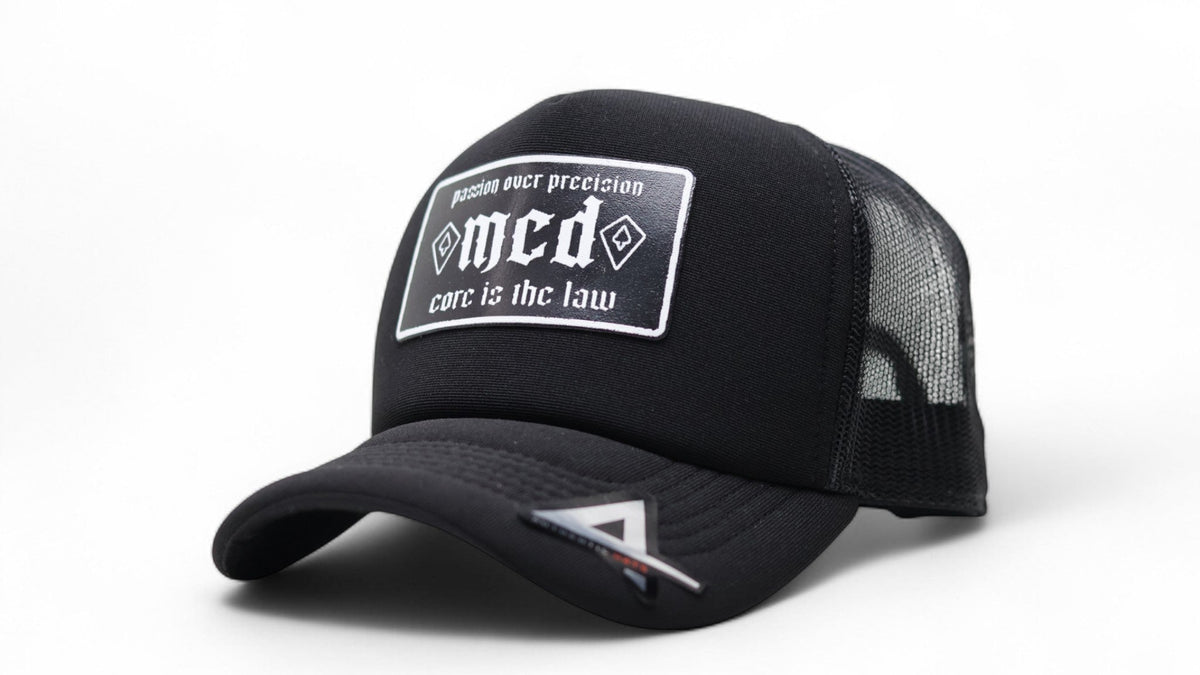 Boné Trucker MCD Core