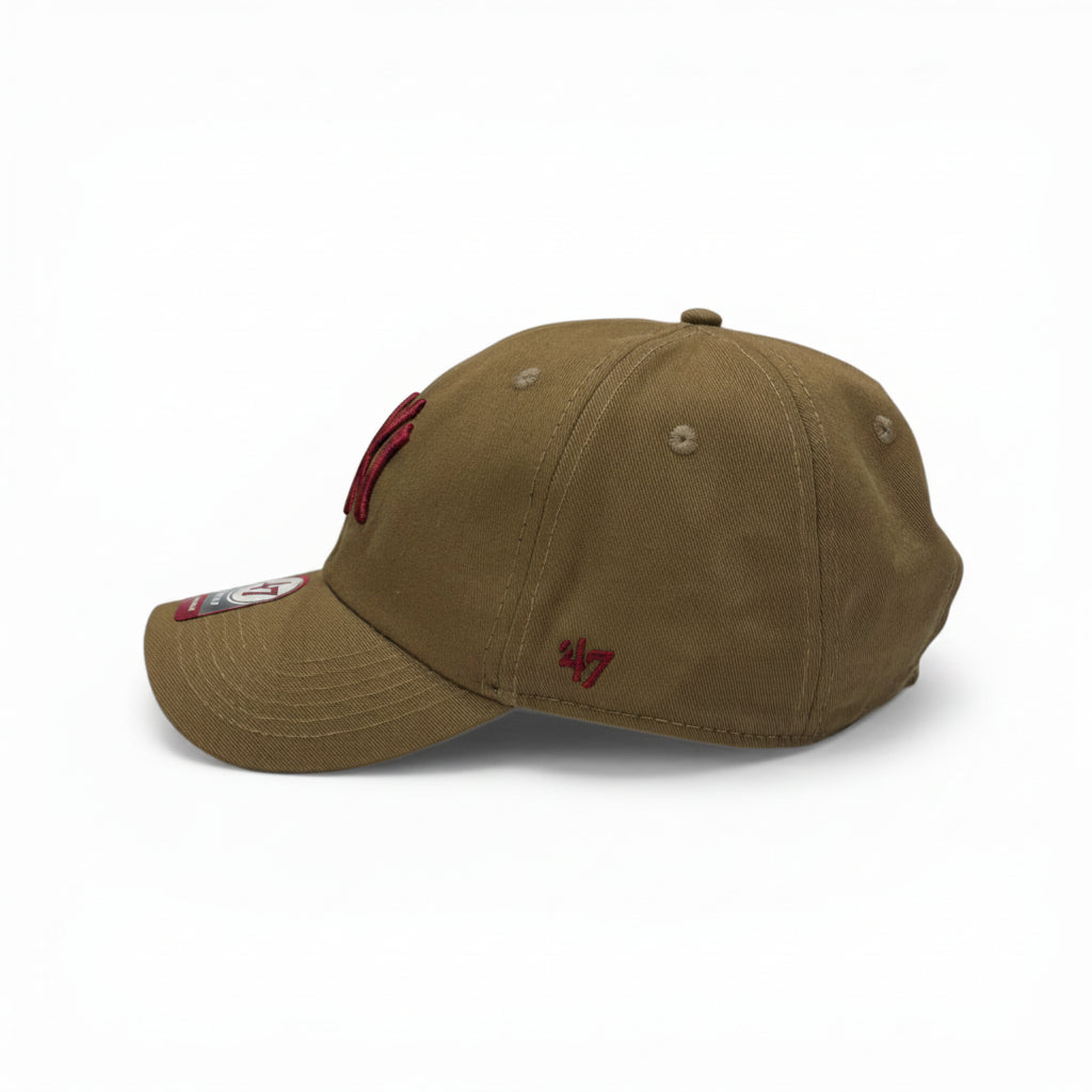 Boné New Era Dad Hat Caqui e Vermelho