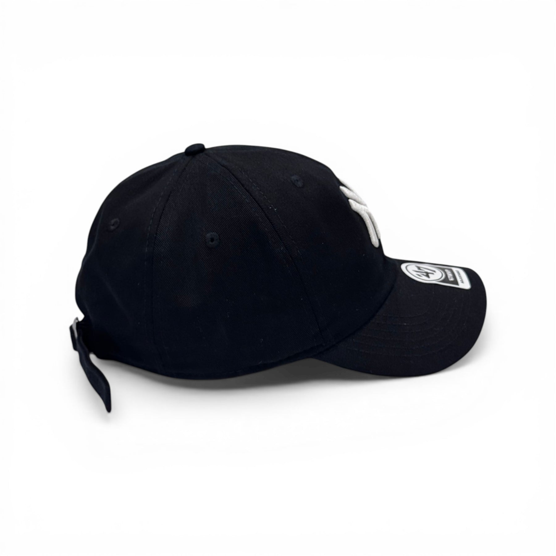 Boné New Era Dad Hat Preto e Branco