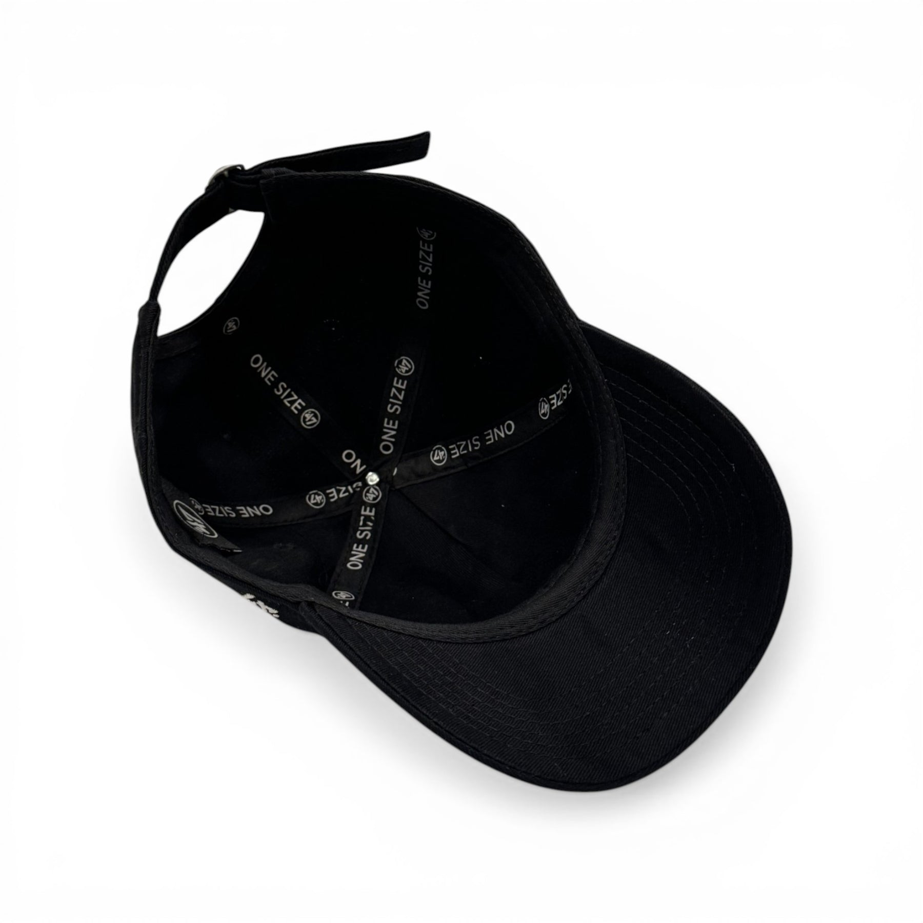 Boné New Era Dad Hat Preto e Branco