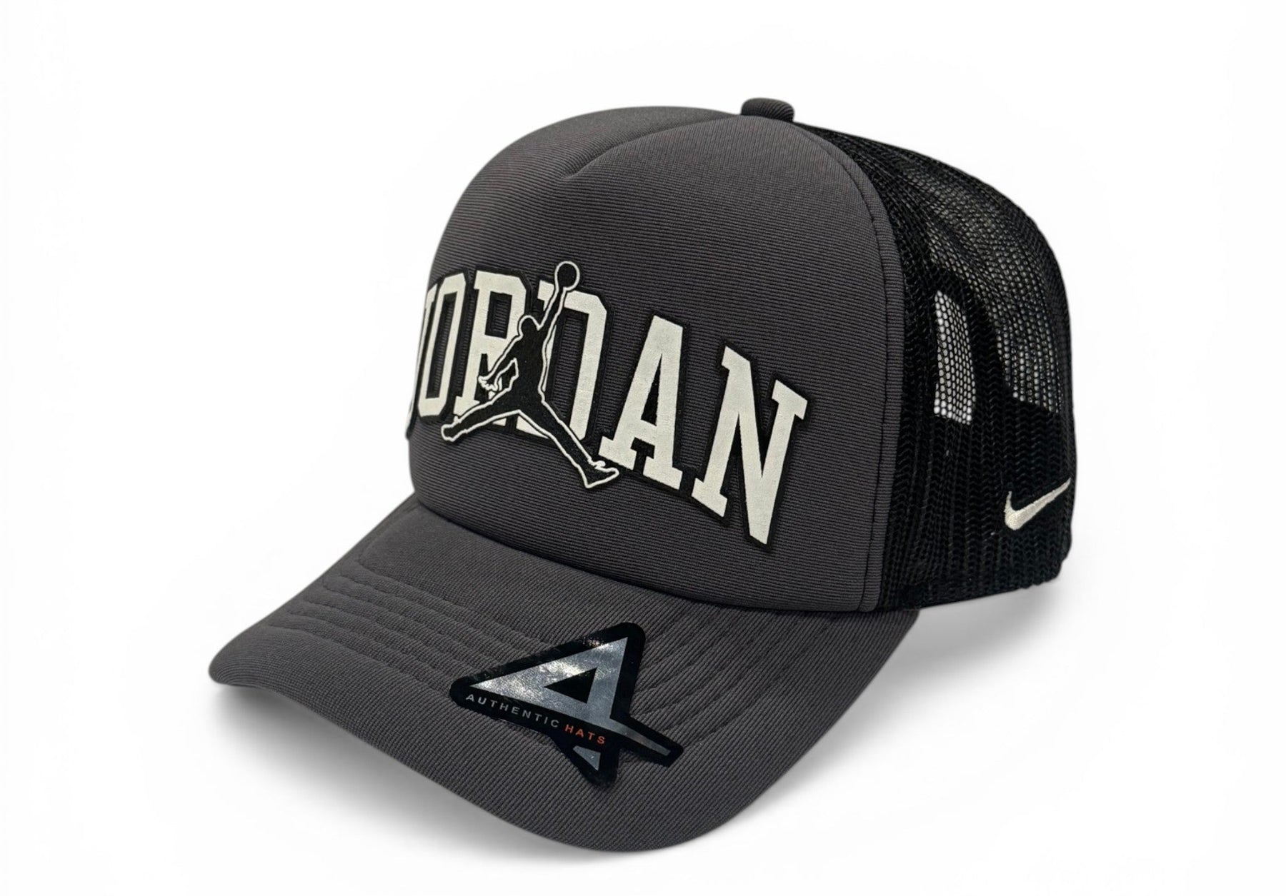 Boné Trucker Jordan Cinza