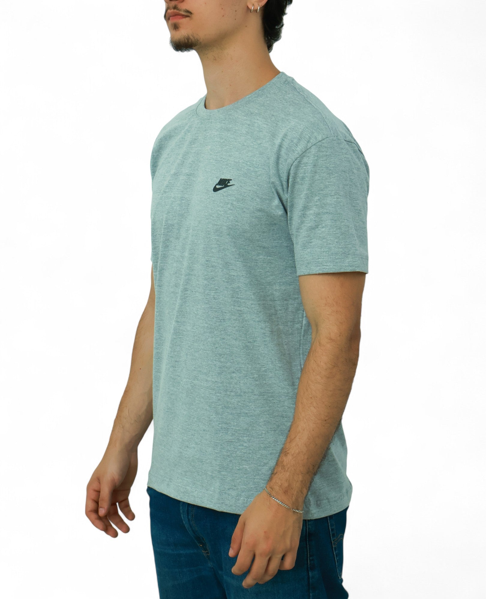 Camiseta Nike Básica Premium