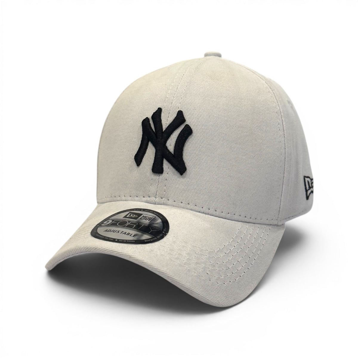 Boné New Era Yankees Strapback Branco e Preto