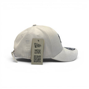 Boné New Era Yankees Strapback Branco e Preto