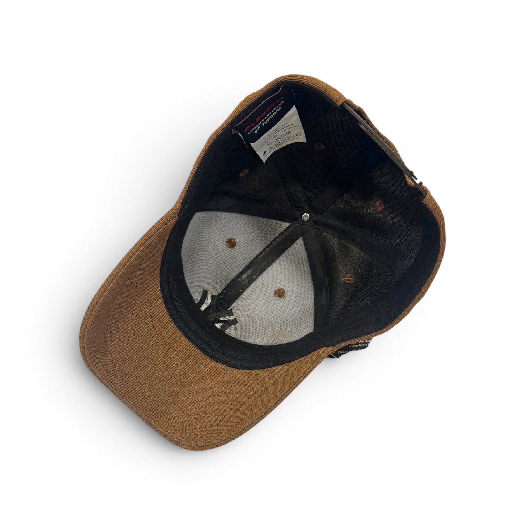 Boné New Era Flex Marrom e Preto