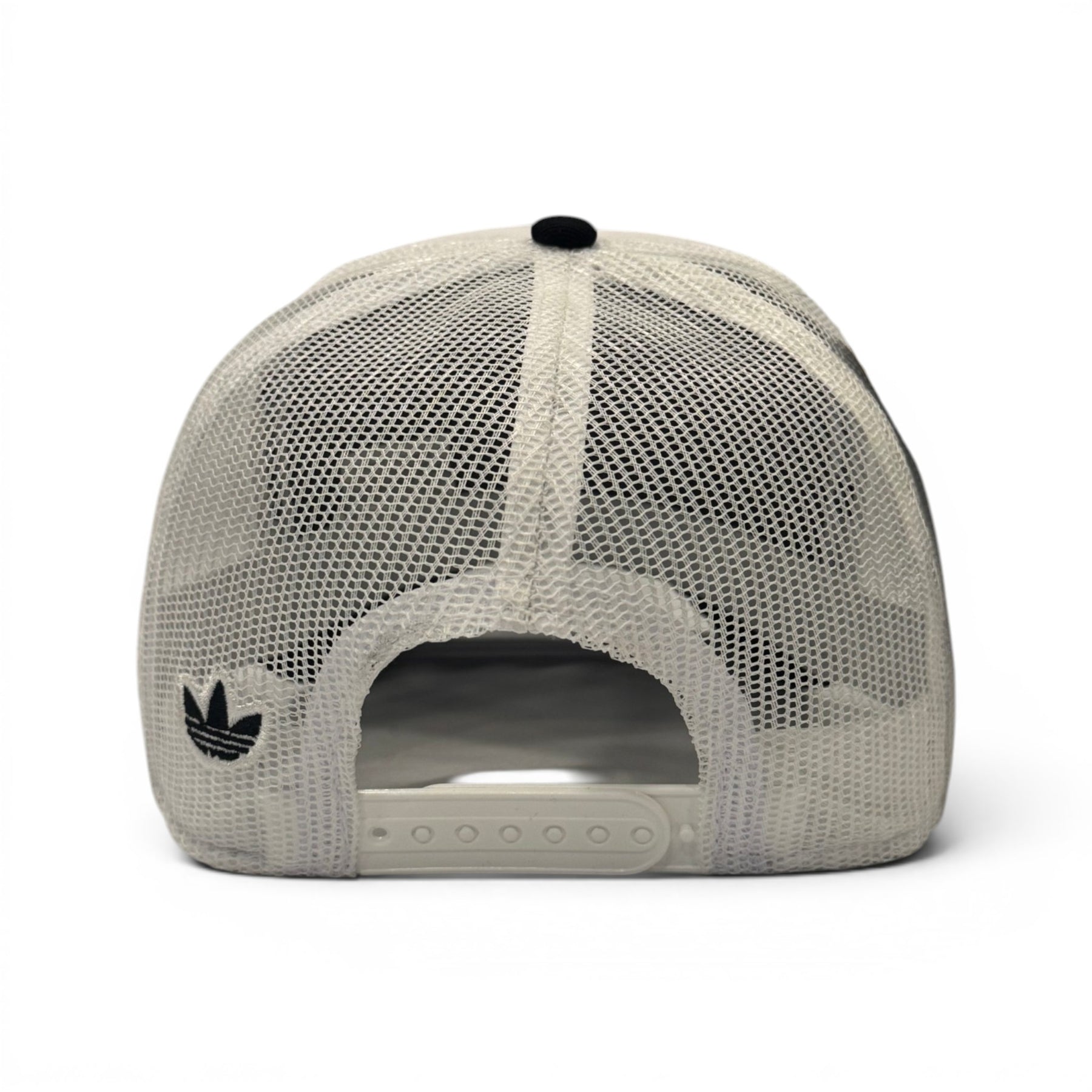 Boné Trucker Adidas Branco e Preto