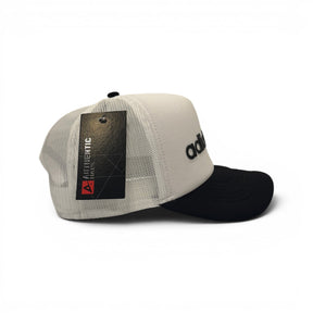 Boné Trucker Adidas Branco e Preto