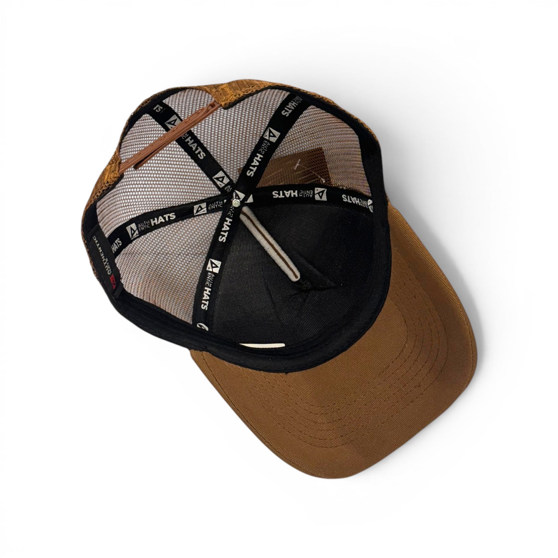Boné Trucker New Era Marrom
