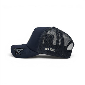 Boné Trucker New Era Azul marinho e Branco