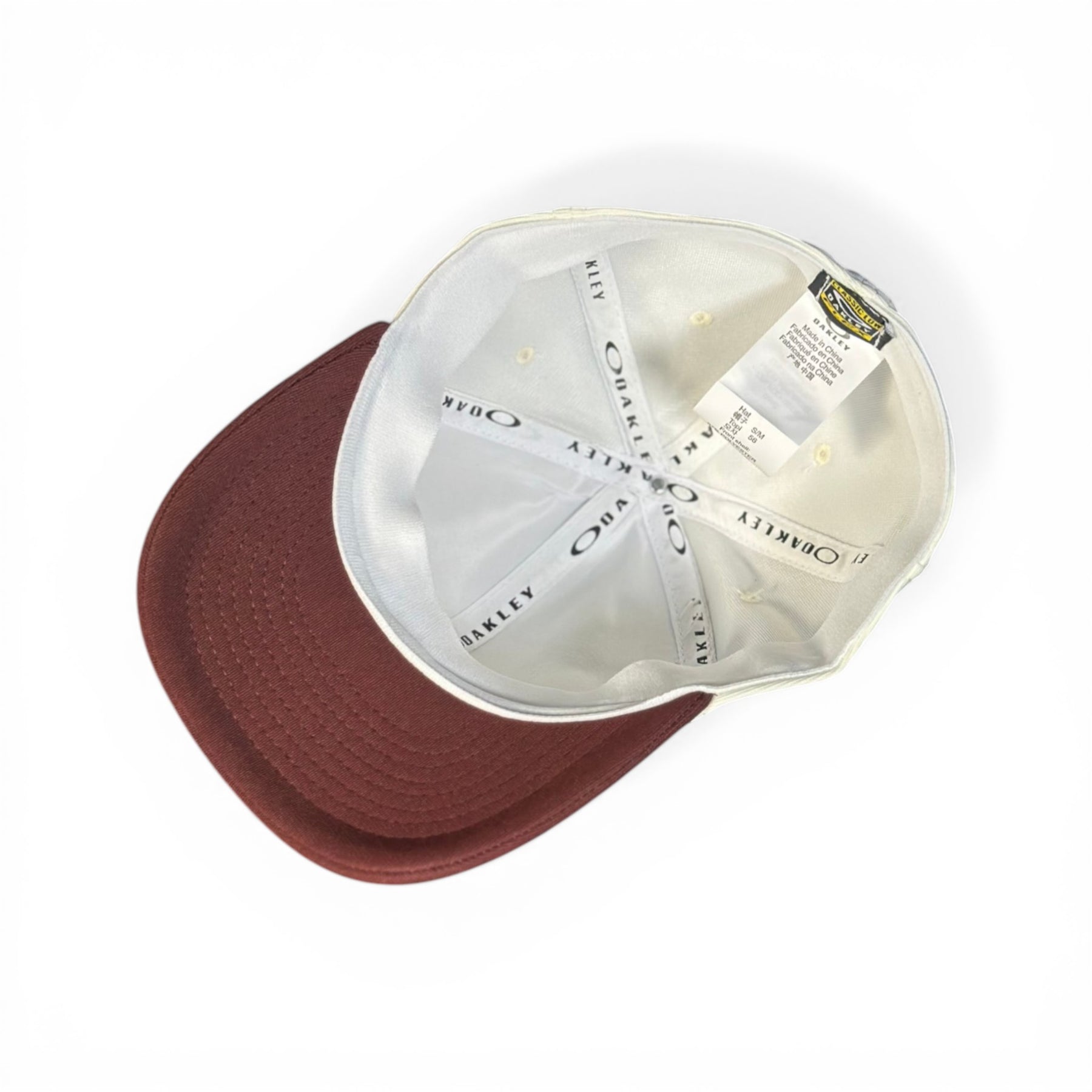 Boné Flex Oakley Tican Branco e Vinho
