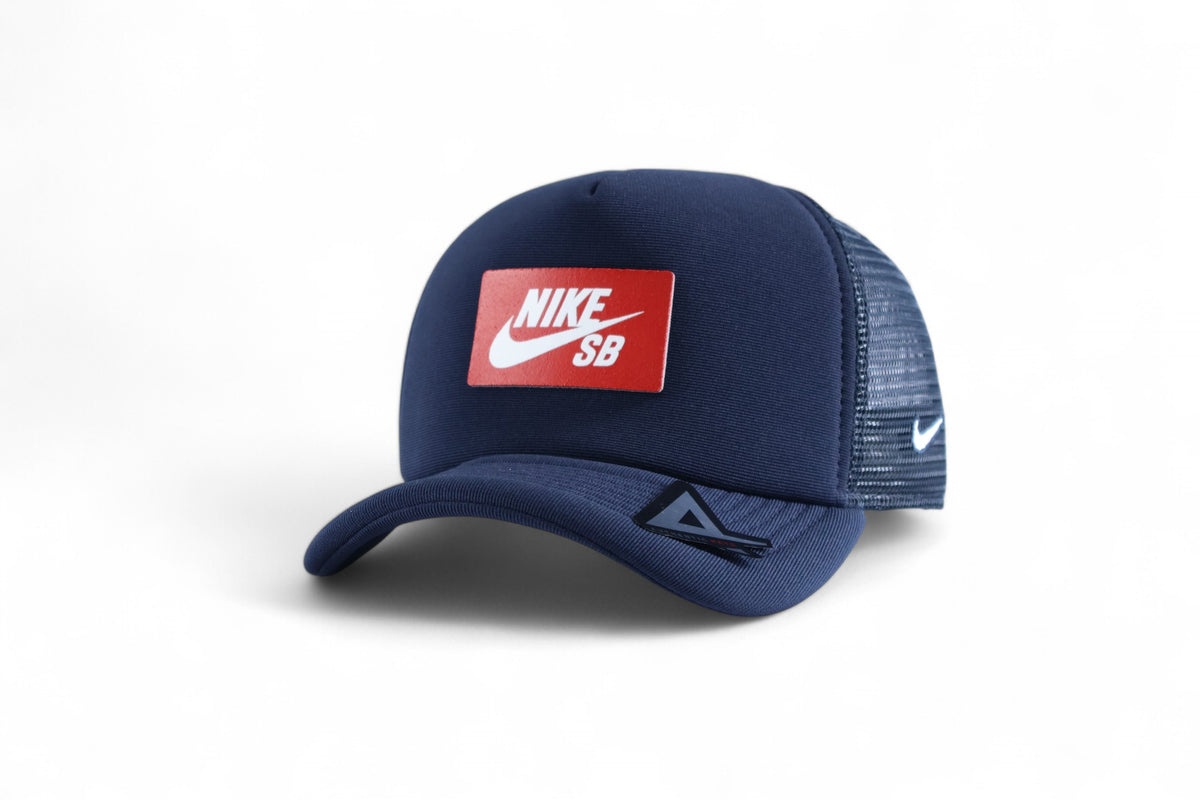 Boné Trucker Nike SB