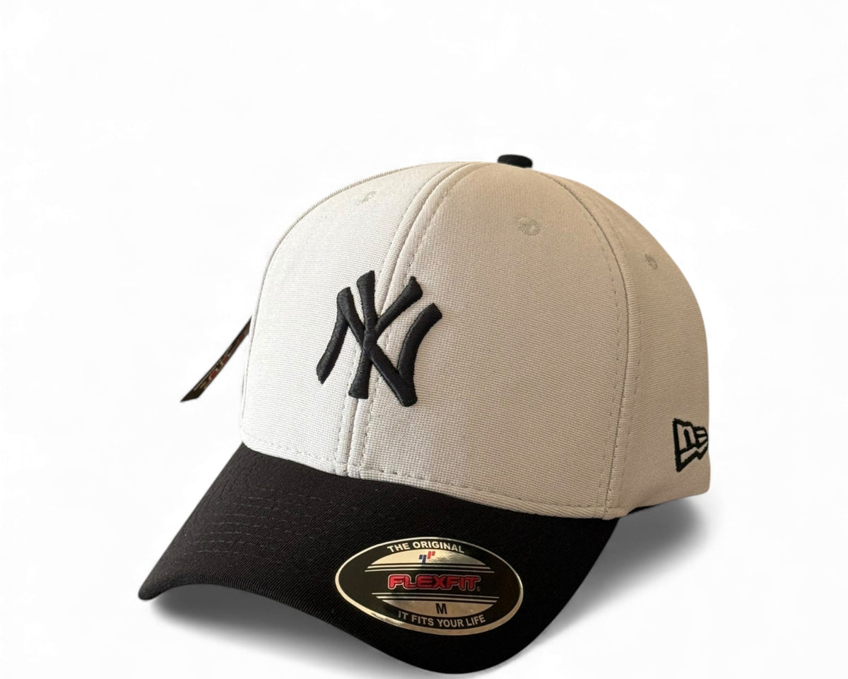 Boné Flex SnapBack New Era Cinza e Preto