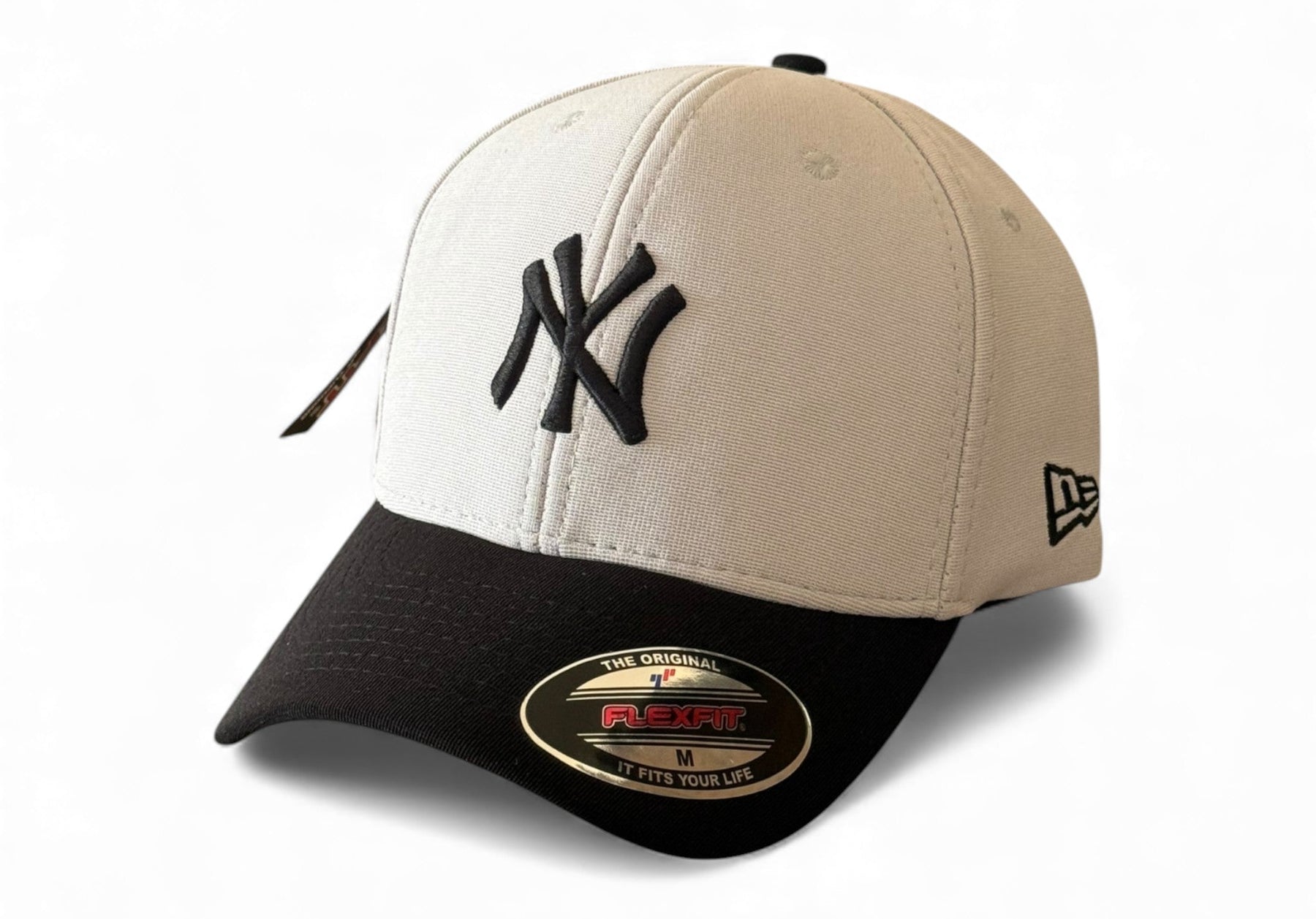 Boné New Era Flex Cinza e Preto