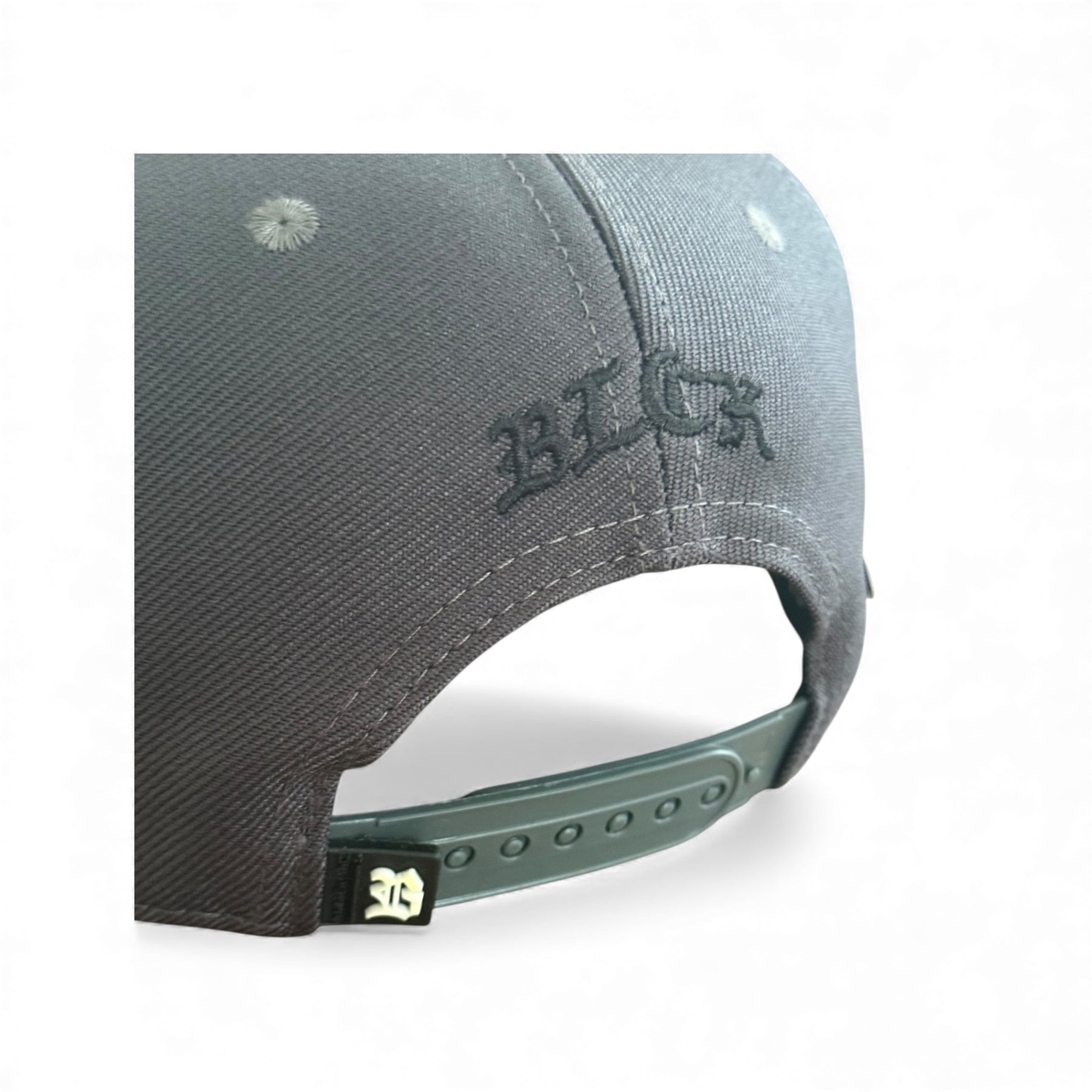 Boné BLCK Snapback Aba texturizada