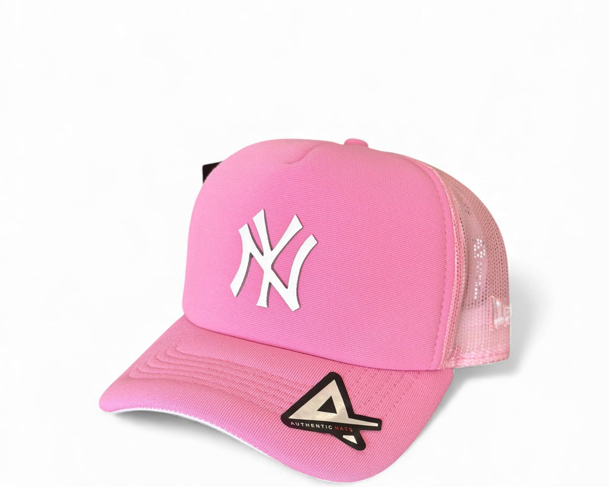 Boné Trucker New Era Rosa
