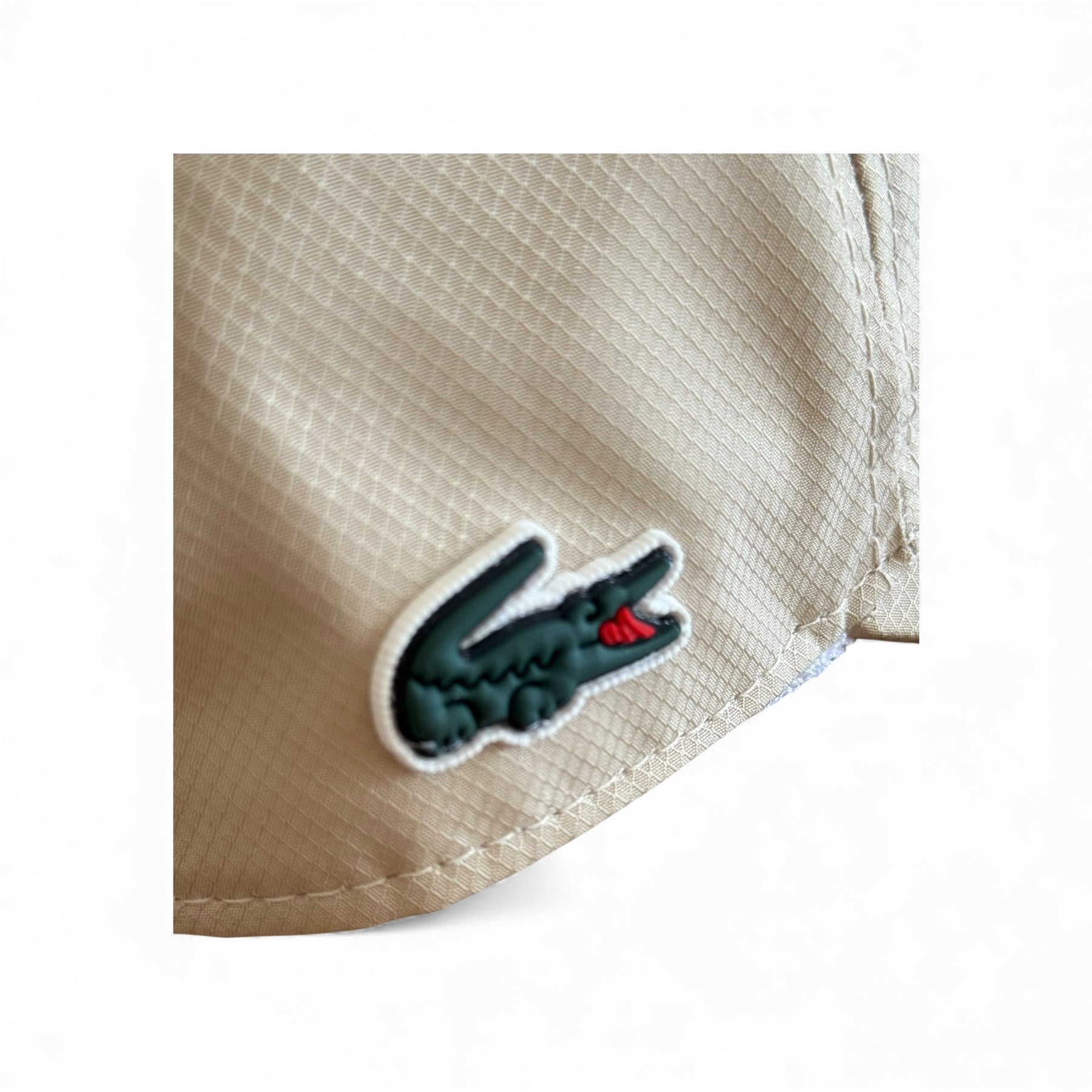 Boné Lacoste Sport Bege Claro
