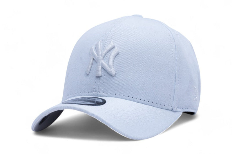 Kit Boné New Era Branco + Camiseta Básica