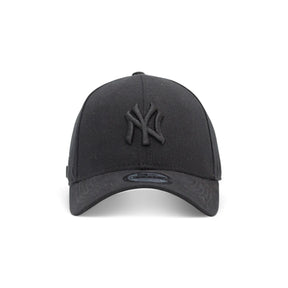 Boné New Era Yankees Strapback Preto