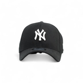 Kit Black Boné New Era Preto e Branco + Camiseta Básica Preta