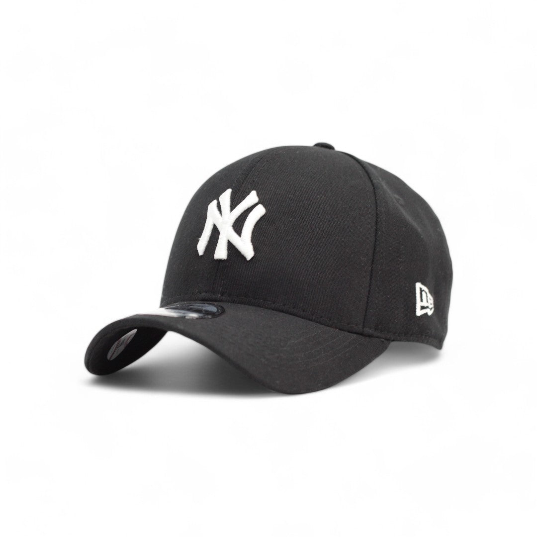 Kit Black Boné New Era Preto e Branco + Camiseta Básica Preta