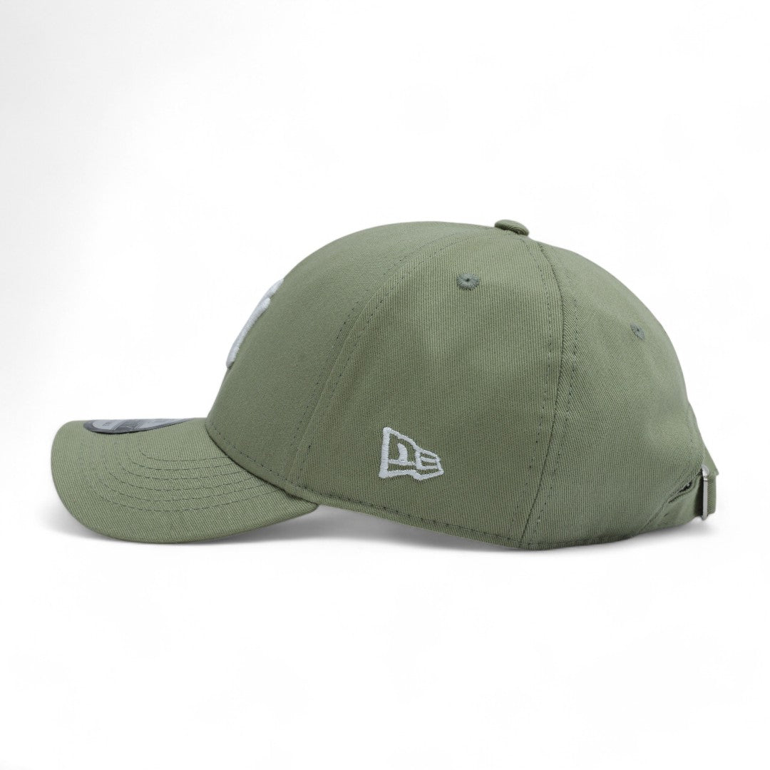 Boné New Era Yankees Strapback Verde Oliva