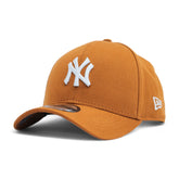 Boné New Era Yankees Strapback Marrom Claro