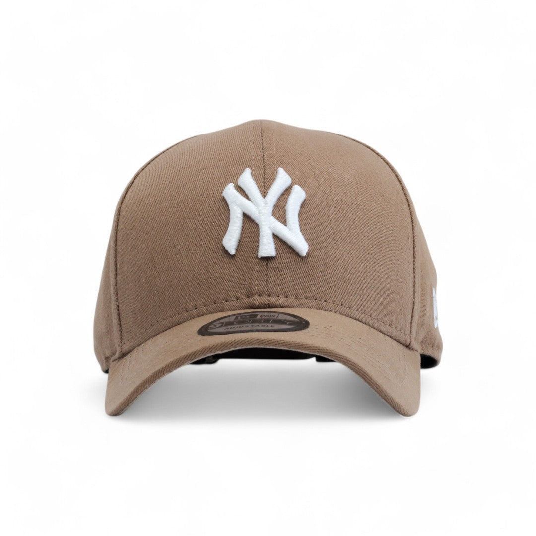 Boné New Era Yankees Strapback Caqui