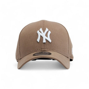 Kit Boné New Era Caqui + Camiseta Básica