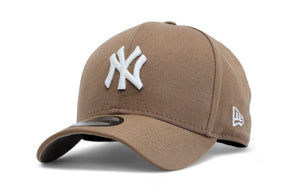 Kit Boné New Era Caqui + Camiseta Básica