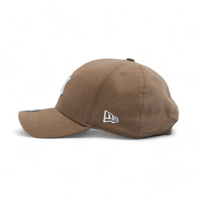 Kit Boné New Era Caqui + Camiseta Básica