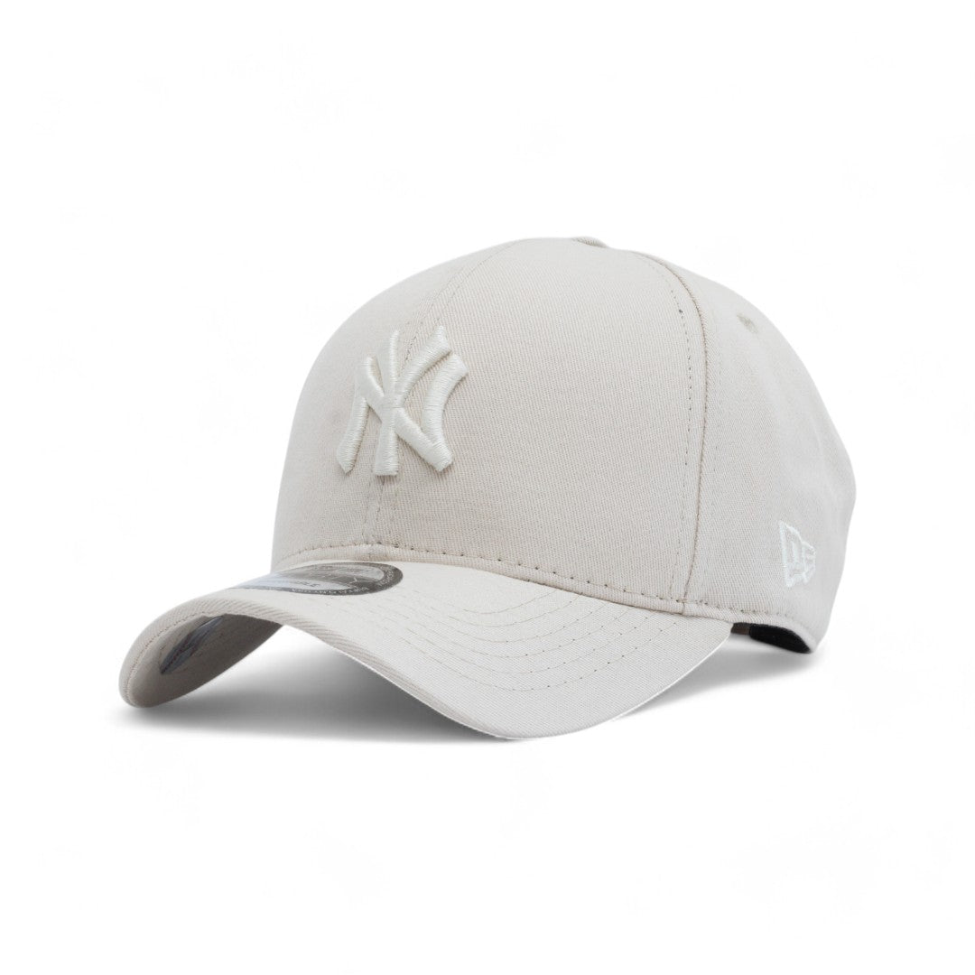 Boné New Era Yankees Strapback Beje Claro