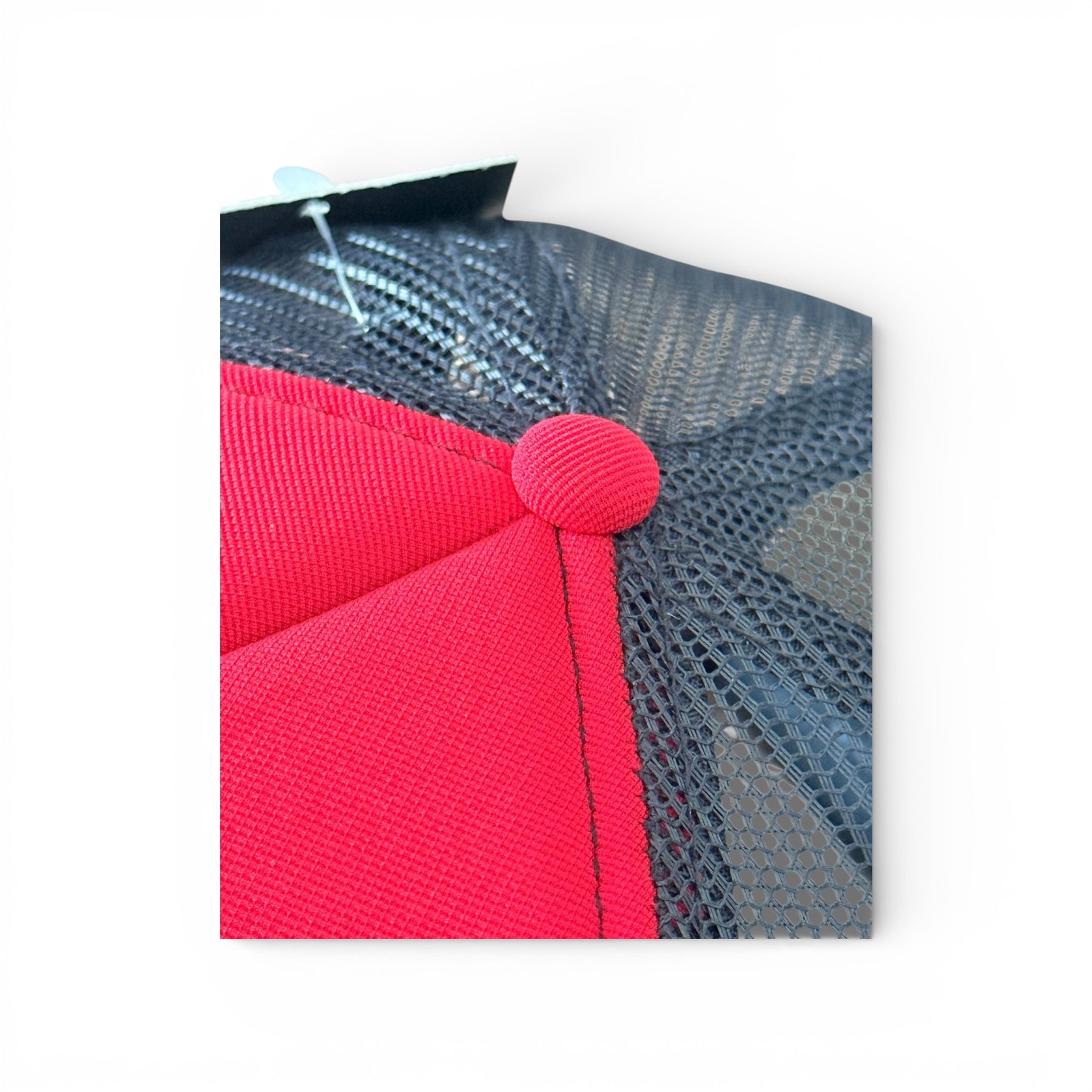 Boné Trucker Nike Básico Vermelho