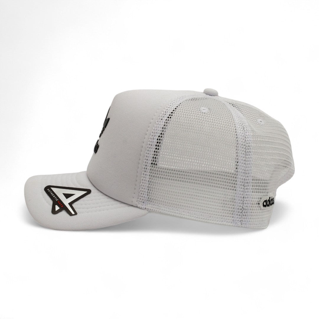 Boné Trucker Adidas Branco