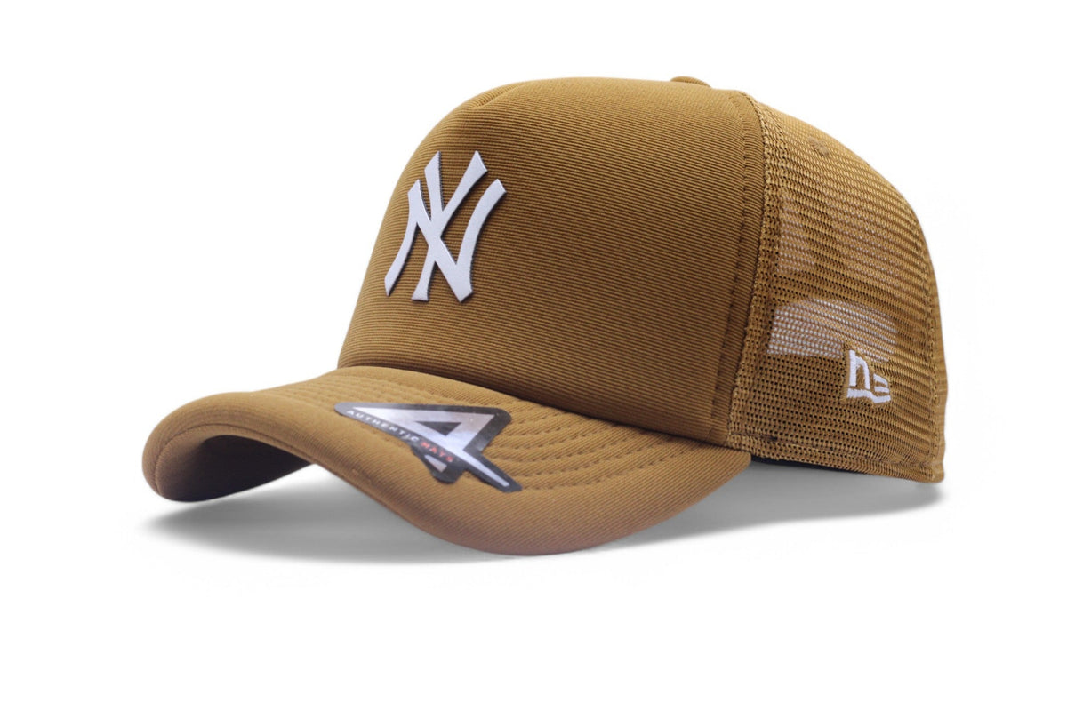 Boné Trucker New Era Caramelo