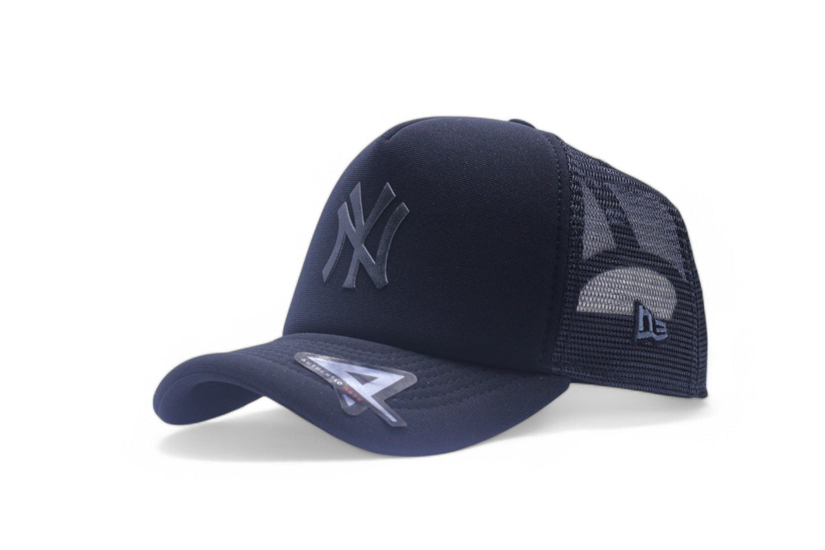 Boné Trucker New Era Preto
