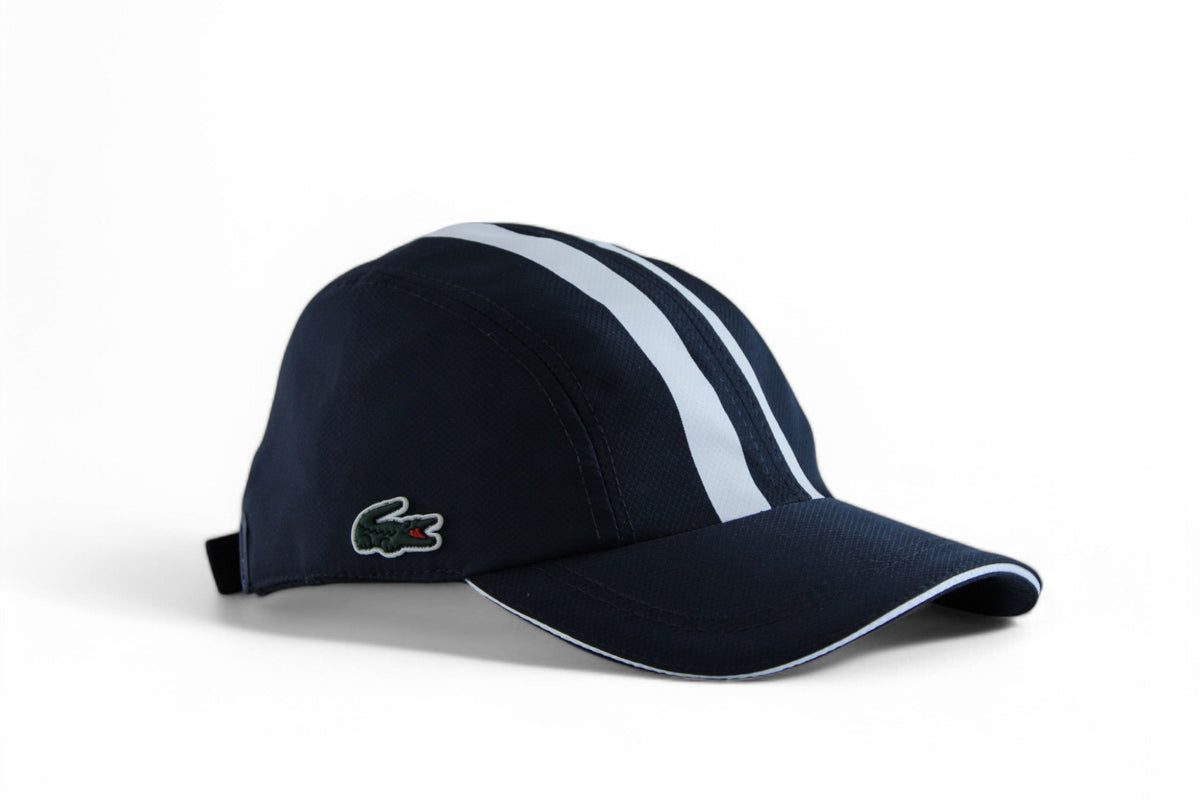 Boné Lacoste Esportivo Leve em Tecido Tafetá com Padrão Diamante Azul marinho