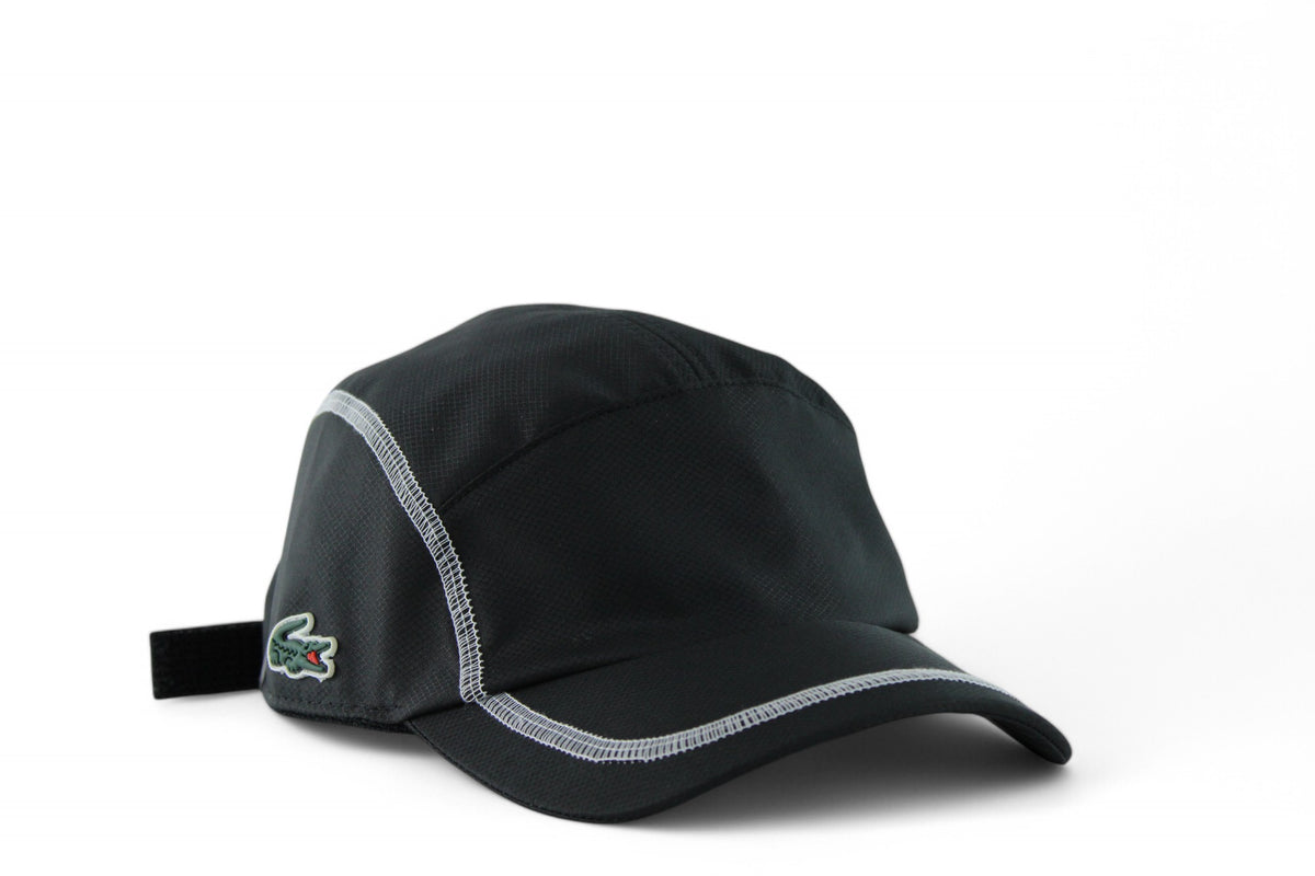 Boné Lacoste Esportivo Leve em Tecido Tafetá com Padrão Diamante Preto