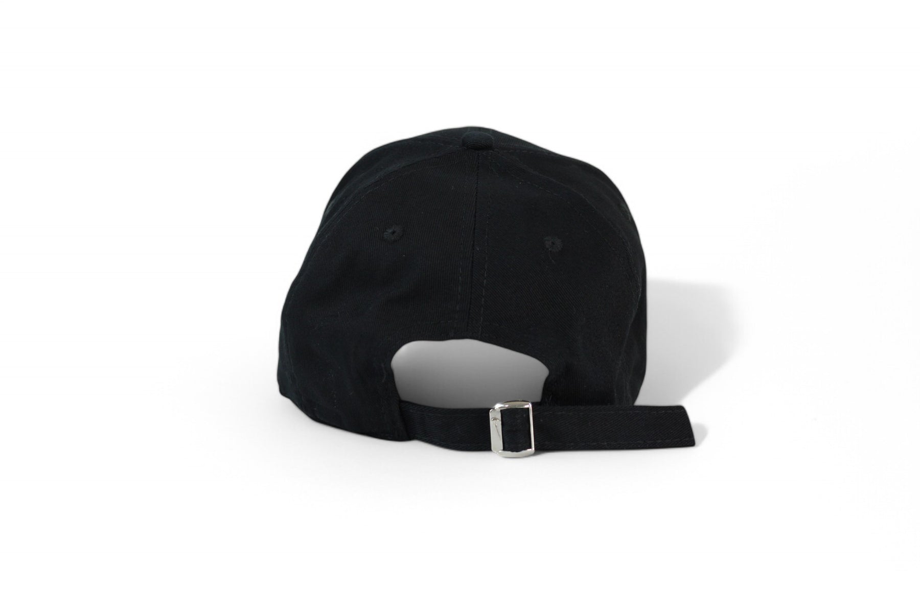 Boné Nike Bordado Preto e Branco