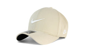 Boné Logo Nike Bordado Bege Claro