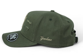 Boné New Era MLB New York Yankees Destroyed Verde e Caqui
