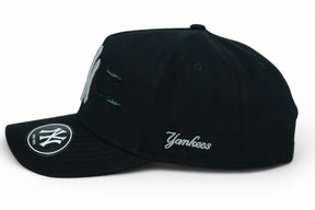 Boné New Era MLB New York Yankees Destroyed Preto e Prata
