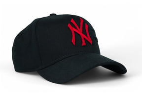 Boné New Era MLB New York Yankees Destroyed Preto e Vermelho