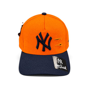 Boné New Era Rasgado Laranja e Azul marinho