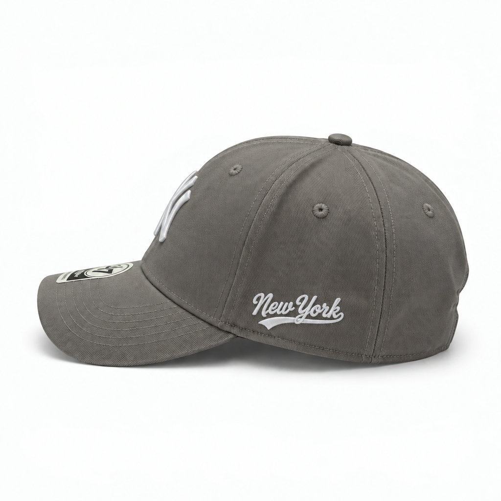 Boné New Era Dad Hat Cinza e Branco
